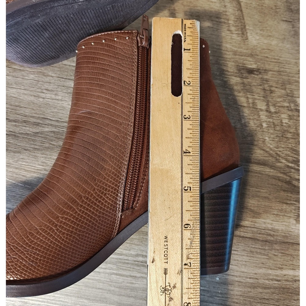 ShoeDazzle Boots Womens Size 7.5 Brown‎ Elidi Ankle Booties Pointed Toe Zip - Picture 13 of 14